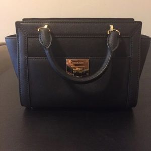 Michael Kors Tina